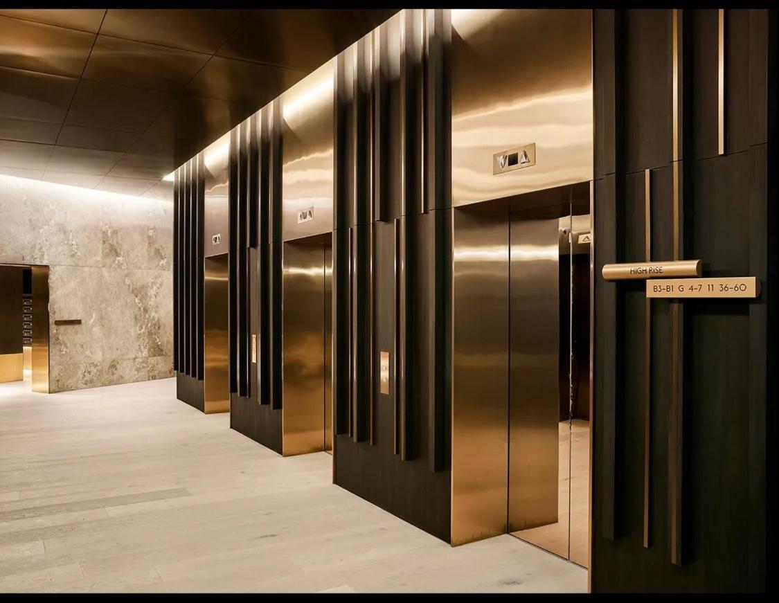 Wsp Lux 3b2b Flat In Cbd With Balcony Apartment *